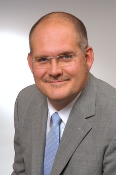 Alexander Kuehnel, director, Deutsche Messe AG
