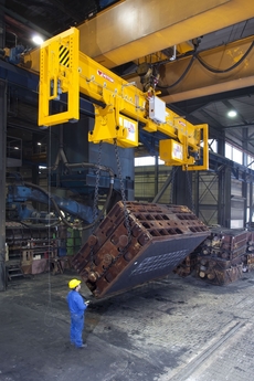 50t moulding box being rotated by the Rotomax load turning device