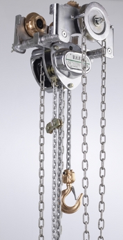 VHR ATEX hoists are available with ATEX directional trolleys